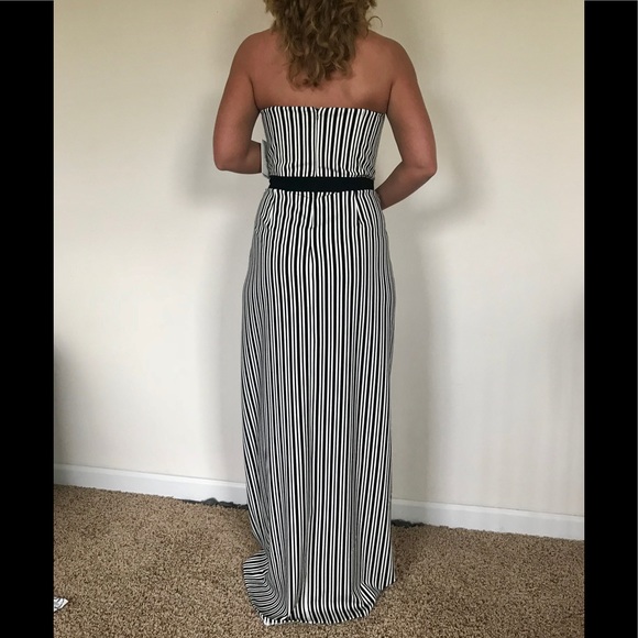 Gorgeous Halston Dress          NWT - Picture 5 of 8